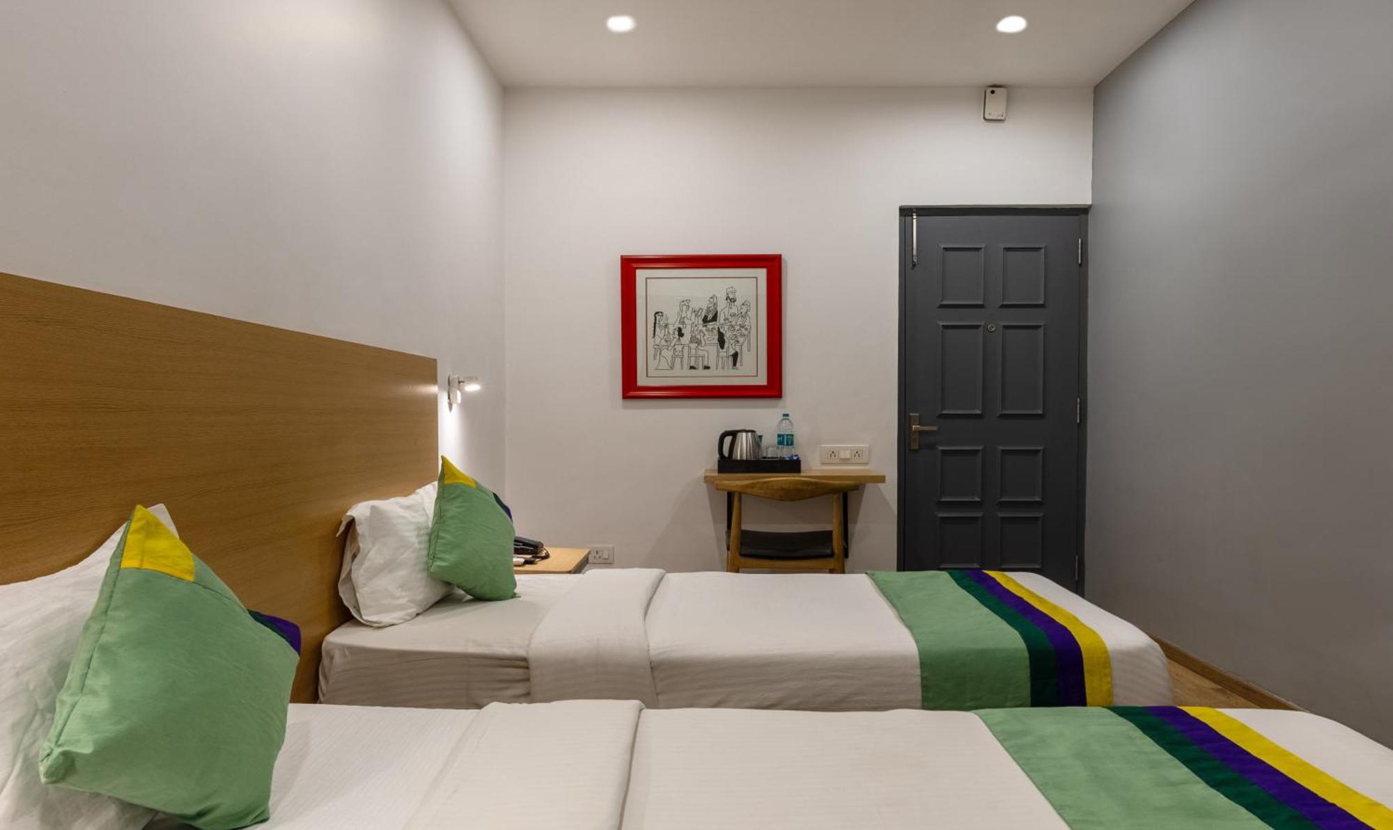 Treetops Inn Τσενάι Εξωτερικό φωτογραφία